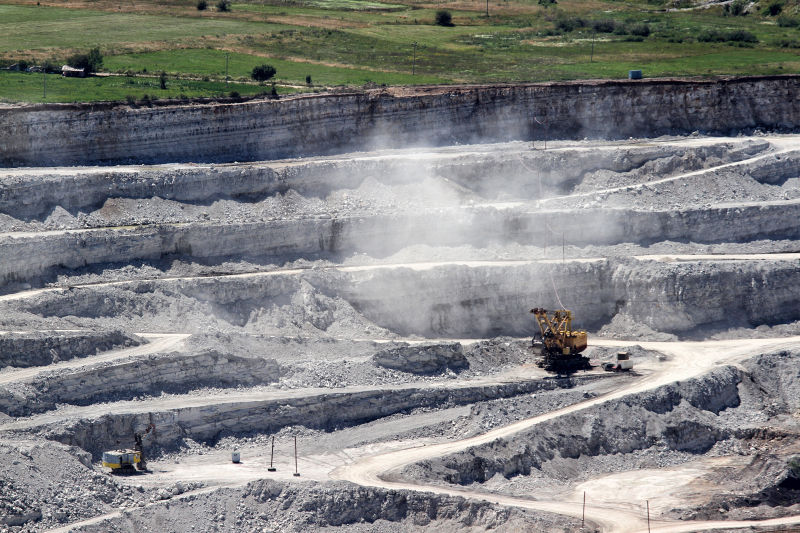 Ի՞նչ դեր է խաղում օդային կոմպրեսորը հանքարդյունաբերության գործընթացում: